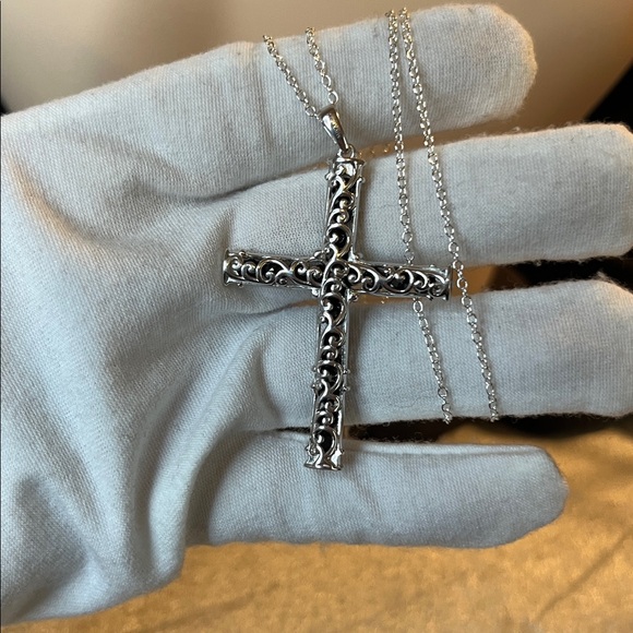 Thai Black Spinel 11.40 ctw Cross Pendant with 24” Sterling Silver Chain - Picture 8 of 10